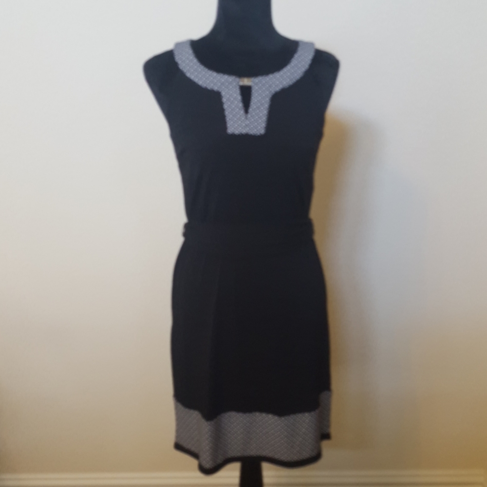 ❤HP❤NWOT WHBM Black & White Dress❤ - Picture 5 of 12